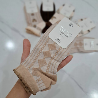 جوراب زنانه طرح دار عروسکی